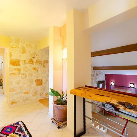 Stone Clad La Maison P * Kas